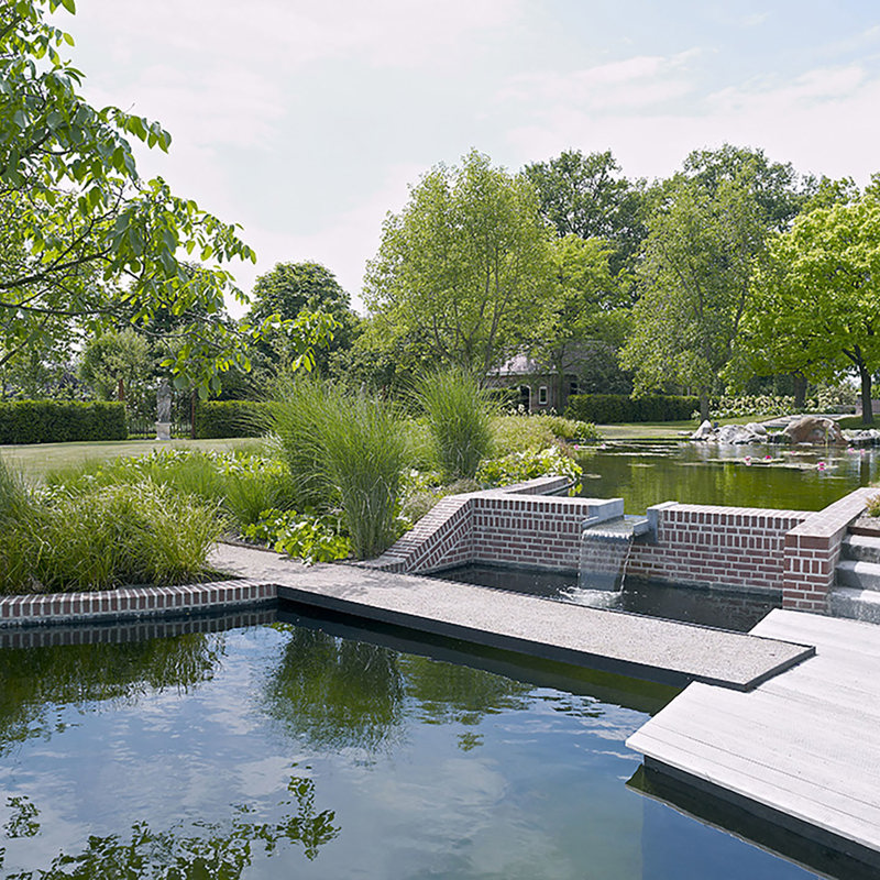 Zwemvijver baksteen